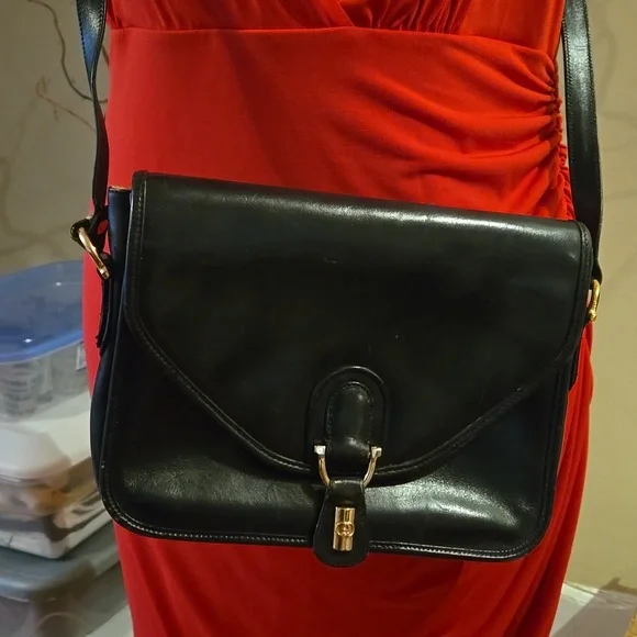 Designer Vintage Leather Handbag with Long Strap - Picture 2 of 9